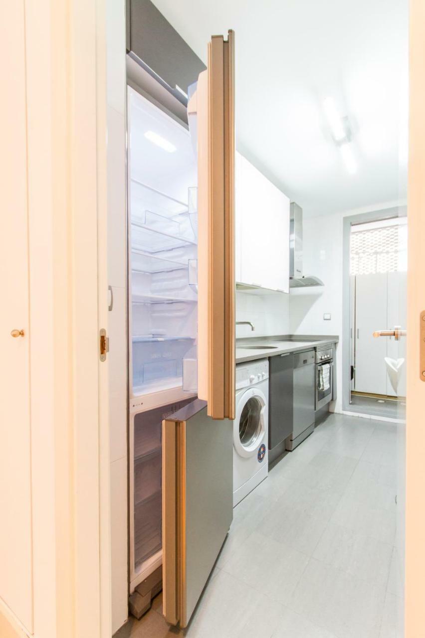 Luminoso, Moderno Y Amplio En Madrid Rio I Parking Apartment Exterior photo