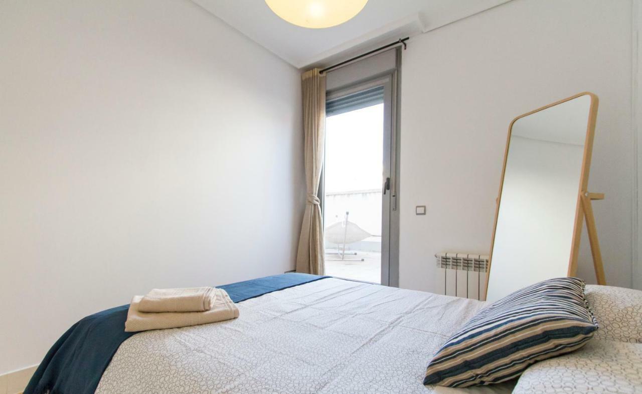 Luminoso, Moderno Y Amplio En Madrid Rio I Parking Apartment Exterior photo